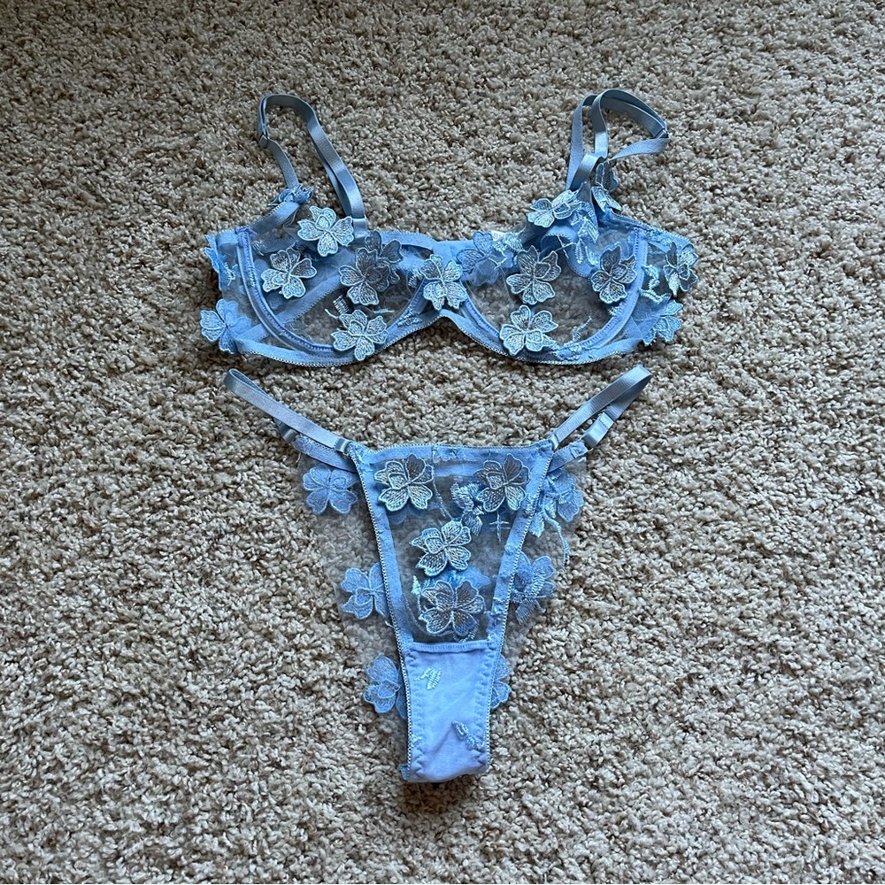 Lingerie set
